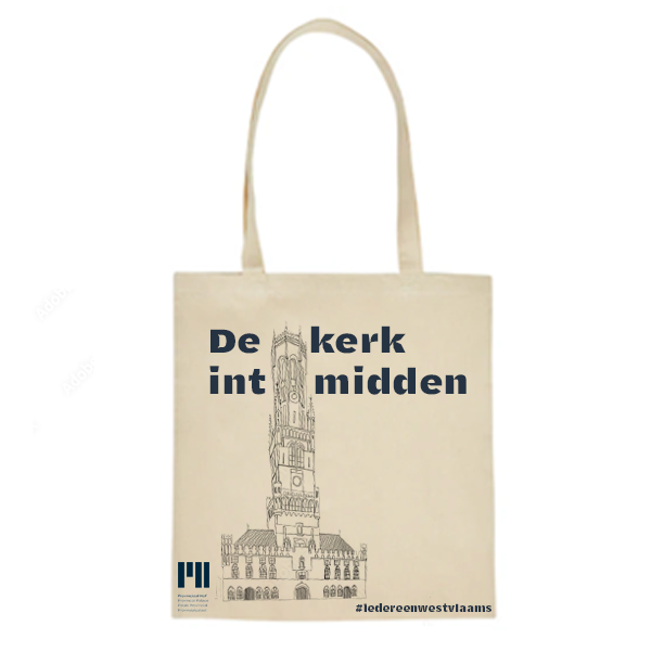 Lichte totebagmock-up met campagneontwerp De kerk int midden